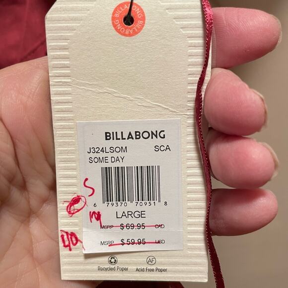 Billabong romper. - Picture 6 of 10